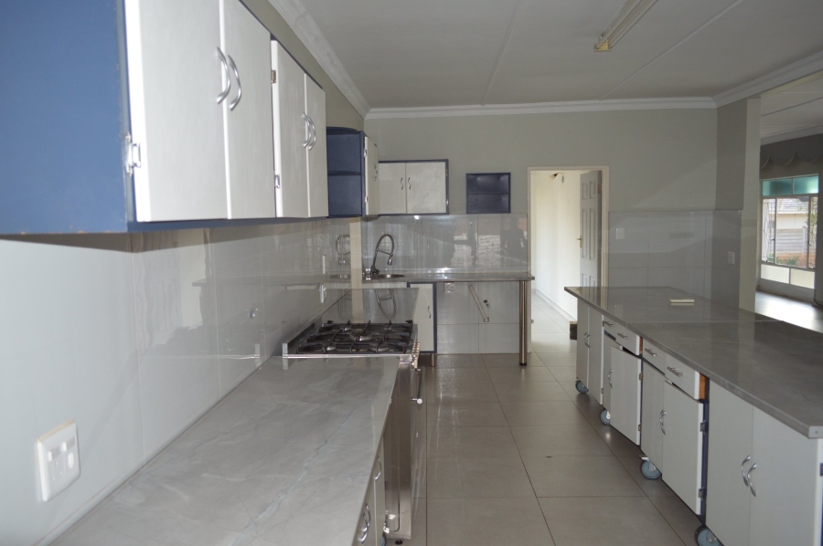 3 Bedroom Property for Sale in Flamwood North West